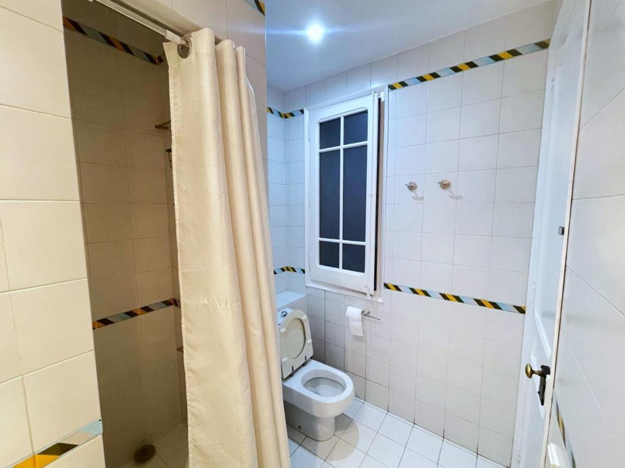 Flor Habitaciones บาร์เซโลนา ภายนอก รูปภาพ